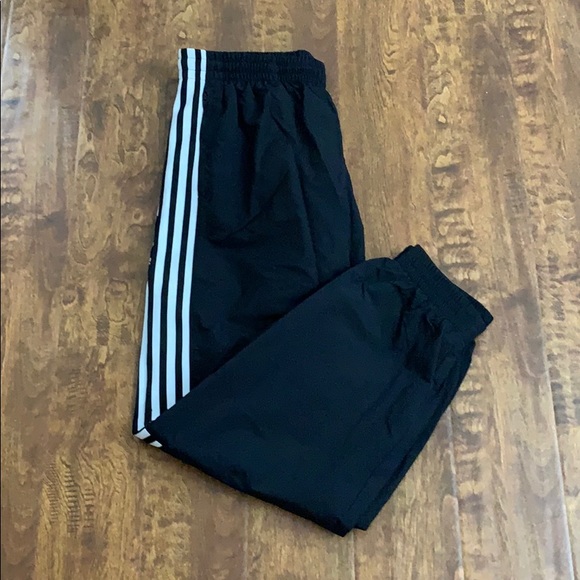 adidas Other - Adidas Men’s WOVEN TAPER PANT Size L